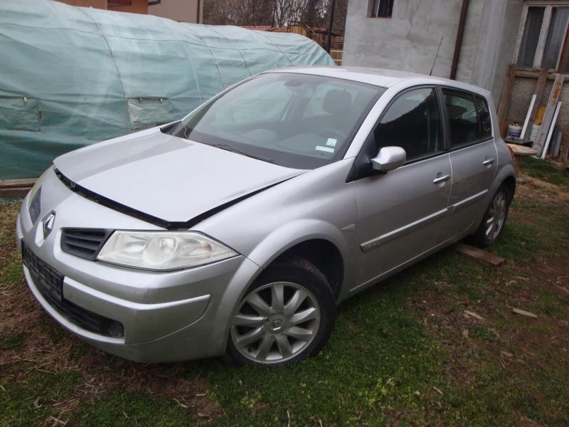 Renault Megane, снимка 1 - Автомобили и джипове - 49139331