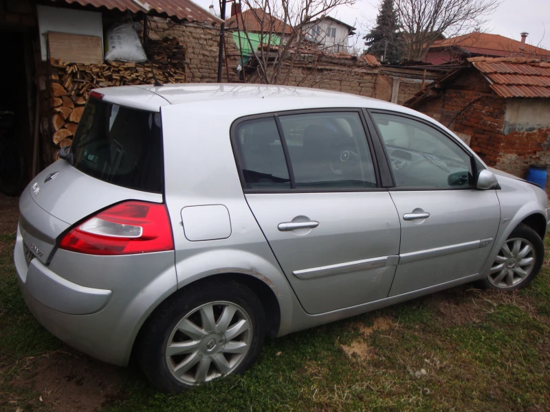 Renault Megane, снимка 7 - Автомобили и джипове - 49139331