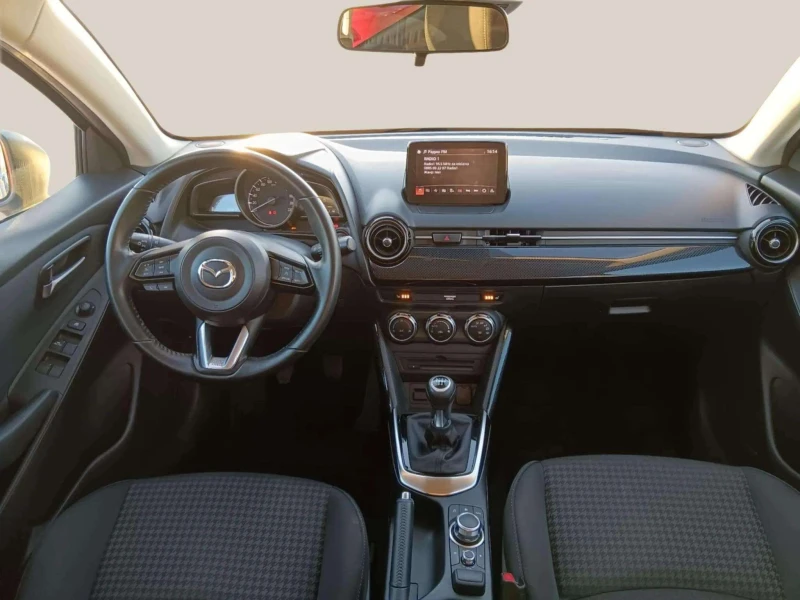 Mazda 2 1.5, снимка 7 - Автомобили и джипове - 49407734