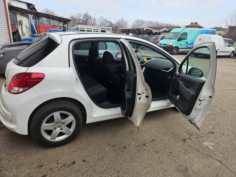 Peugeot 207, снимка 8 - Автомобили и джипове - 49525967