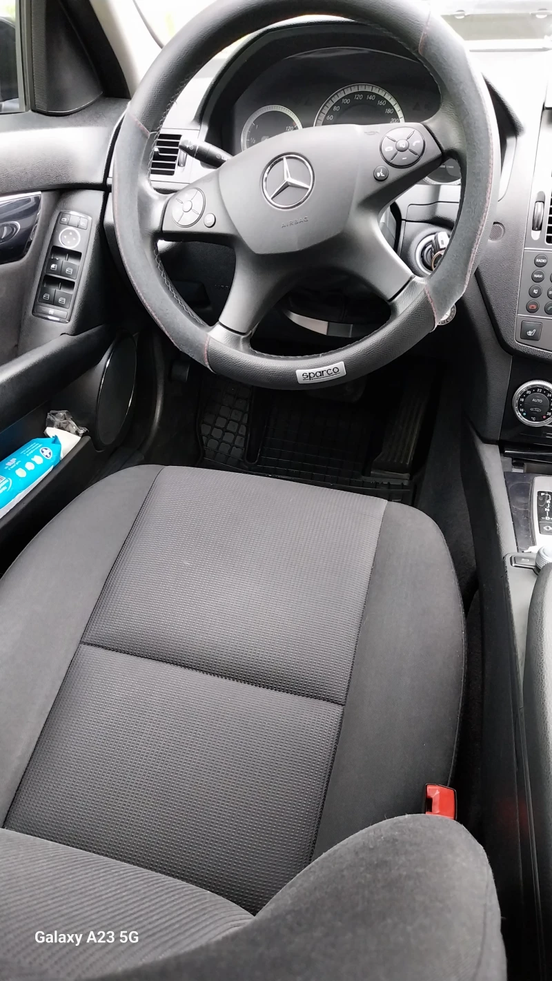 Mercedes-Benz C 220, снимка 7 - Автомобили и джипове - 50294343