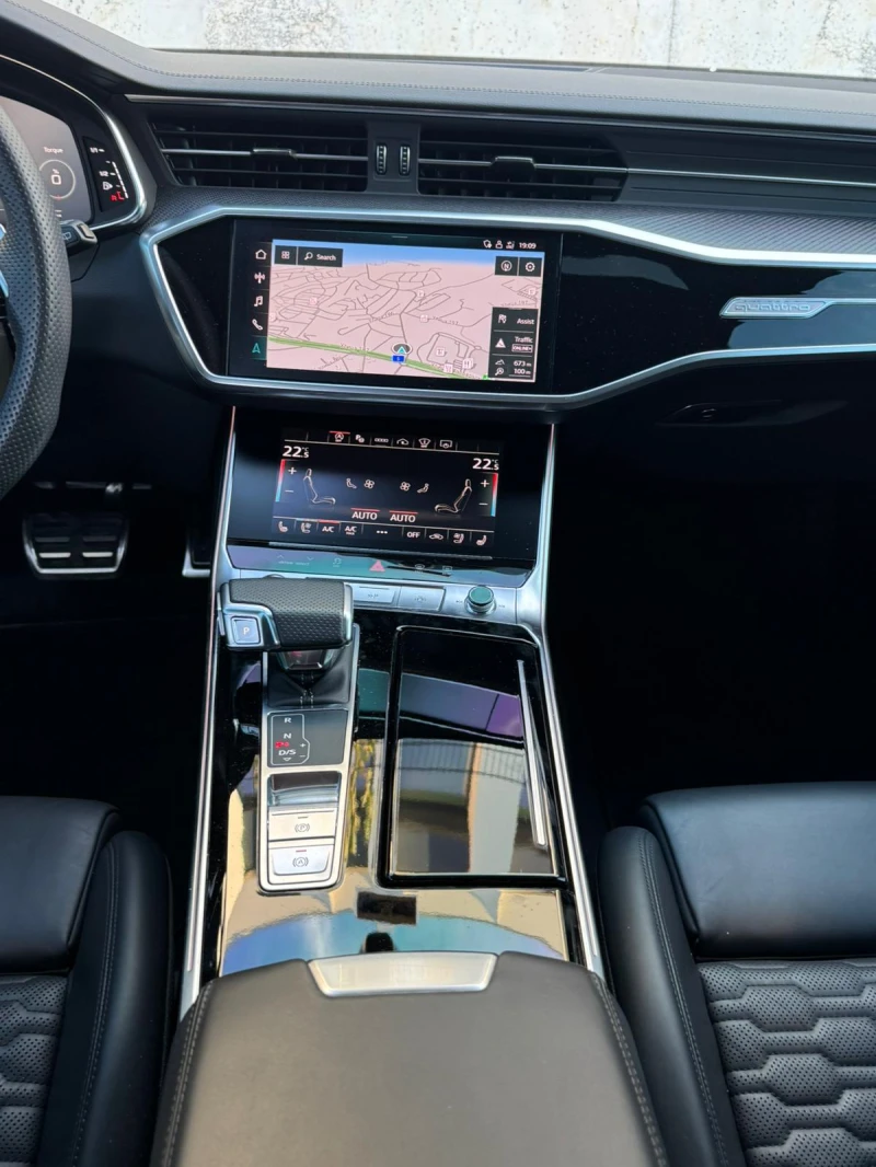 Audi Rs6 Matrix/Ceramic/B&O/4x4/PANO/NAVI/ГАРАНЦИЯ!!!, снимка 9 - Автомобили и джипове - 51503256