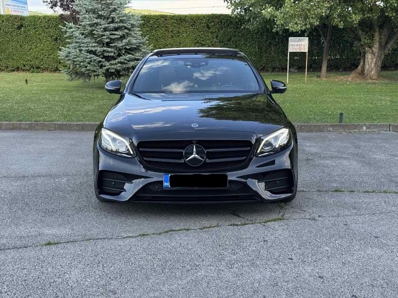 Mercedes-Benz E 350 AMG/BURMESTER/9G-TRONIC/PANORAMA/360КАМЕРИ, снимка 3 - Автомобили и джипове - 51564457