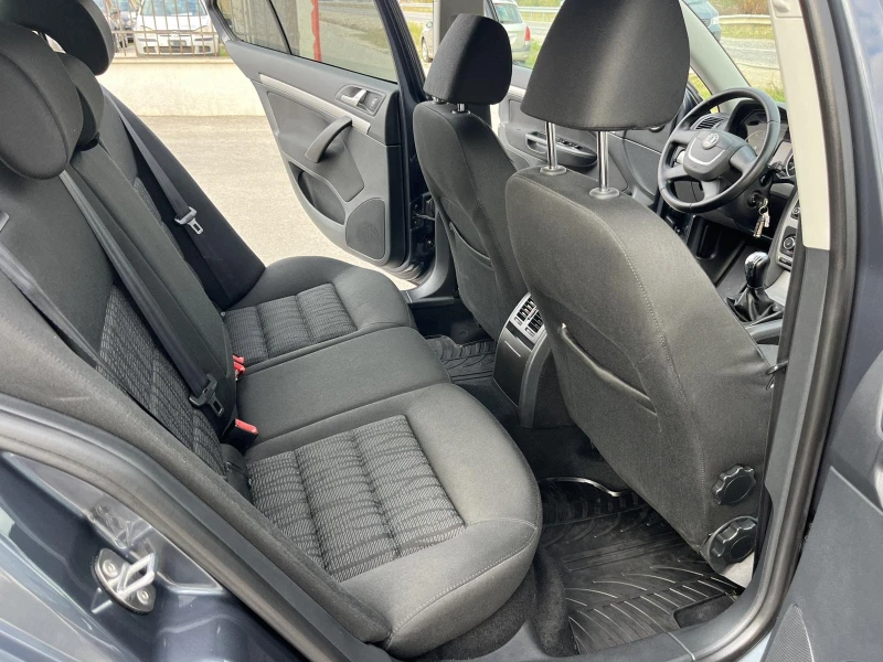 Skoda Octavia 1.2TURBO 105кс. 159 000км EURO 5A КЛИМАТРОНИК, снимка 10 - Автомобили и джипове - 51897404