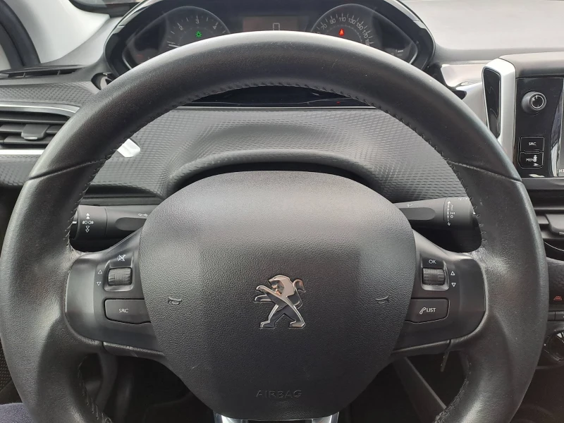 Peugeot 2008 1.5 , снимка 8 - Автомобили и джипове - 52534396