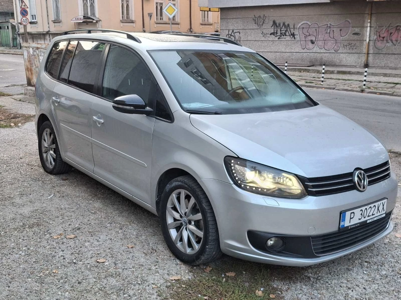 VW Touran, снимка 2 - Автомобили и джипове - 52646697