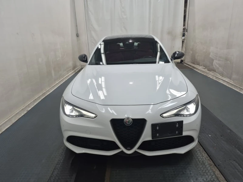 Alfa Romeo Giulia * TI SPORT * CARFAX * , снимка 6 - Автомобили и джипове - 52753728
