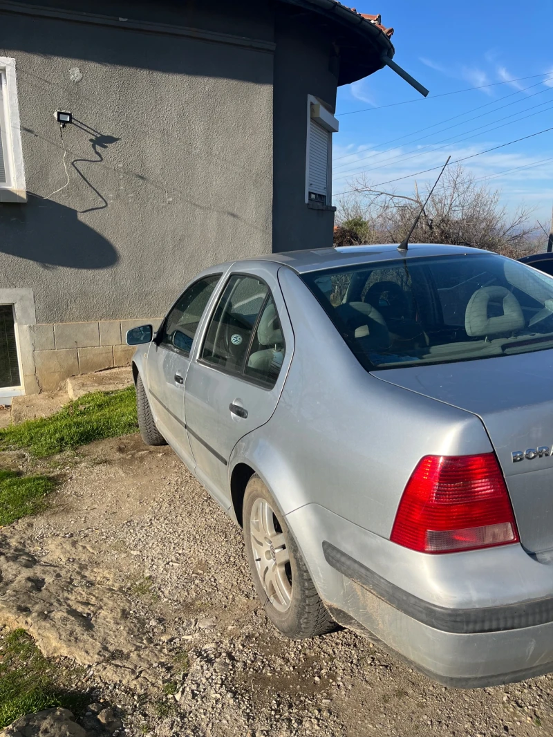 VW Bora, снимка 4 - Автомобили и джипове - 52790315