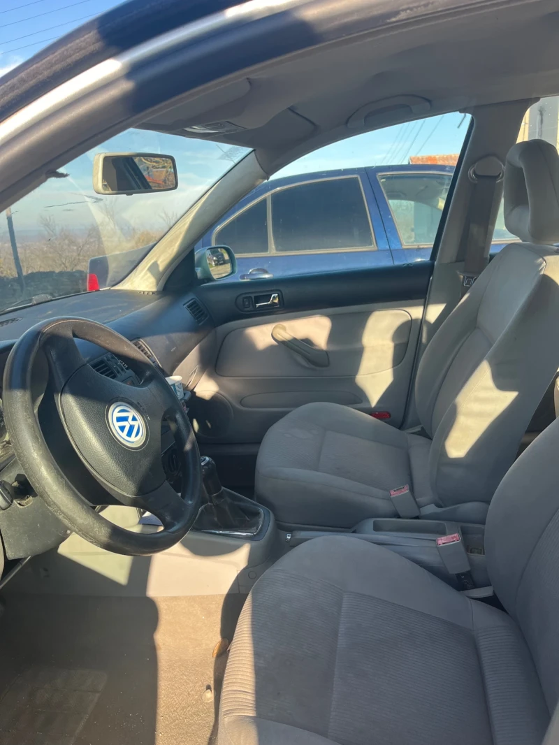 VW Bora, снимка 8 - Автомобили и джипове - 52790315