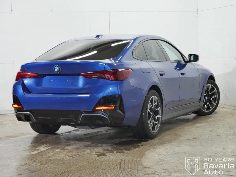 BMW i4 40 xDrive M Sport Paket, снимка 3 - Автомобили и джипове - 52834428