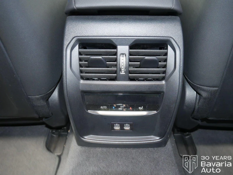 BMW i4 40 xDrive M Sport Paket, снимка 12 - Автомобили и джипове - 52834428