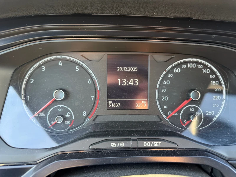 VW Polo 1.0 mpi, снимка 15 - Автомобили и джипове - 52939287