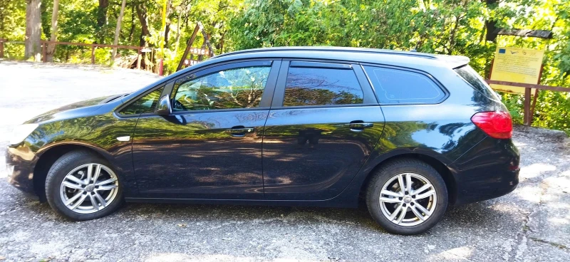 Opel Astra, снимка 6 - Автомобили и джипове - 52978686