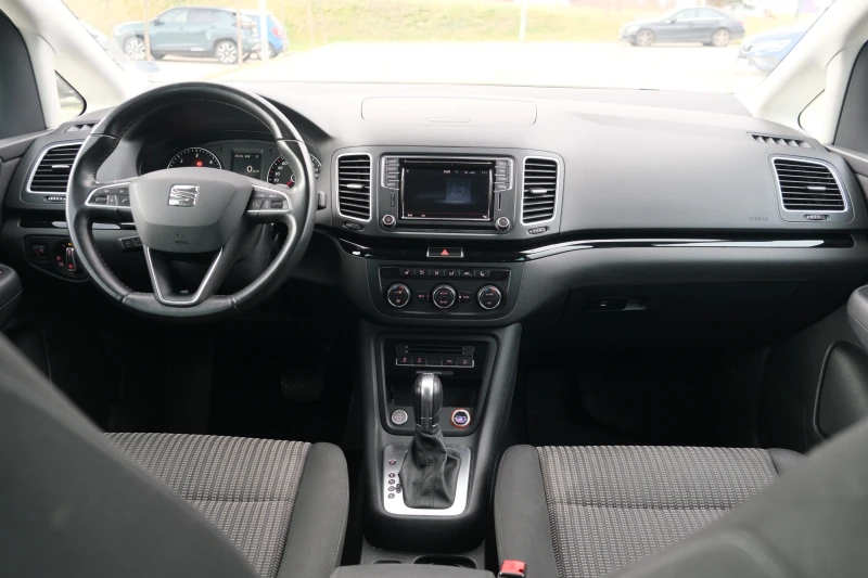 Seat Alhambra, снимка 7 - Автомобили и джипове - 53035836