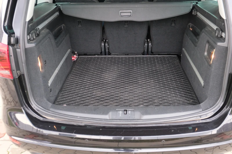 Seat Alhambra, снимка 15 - Автомобили и джипове - 53035836