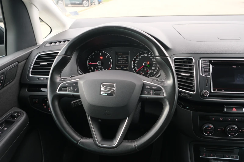 Seat Alhambra, снимка 8 - Автомобили и джипове - 53035836