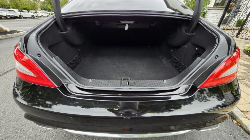 Mercedes-Benz CLS 55 AMG, снимка 8 - Автомобили и джипове - 53038685