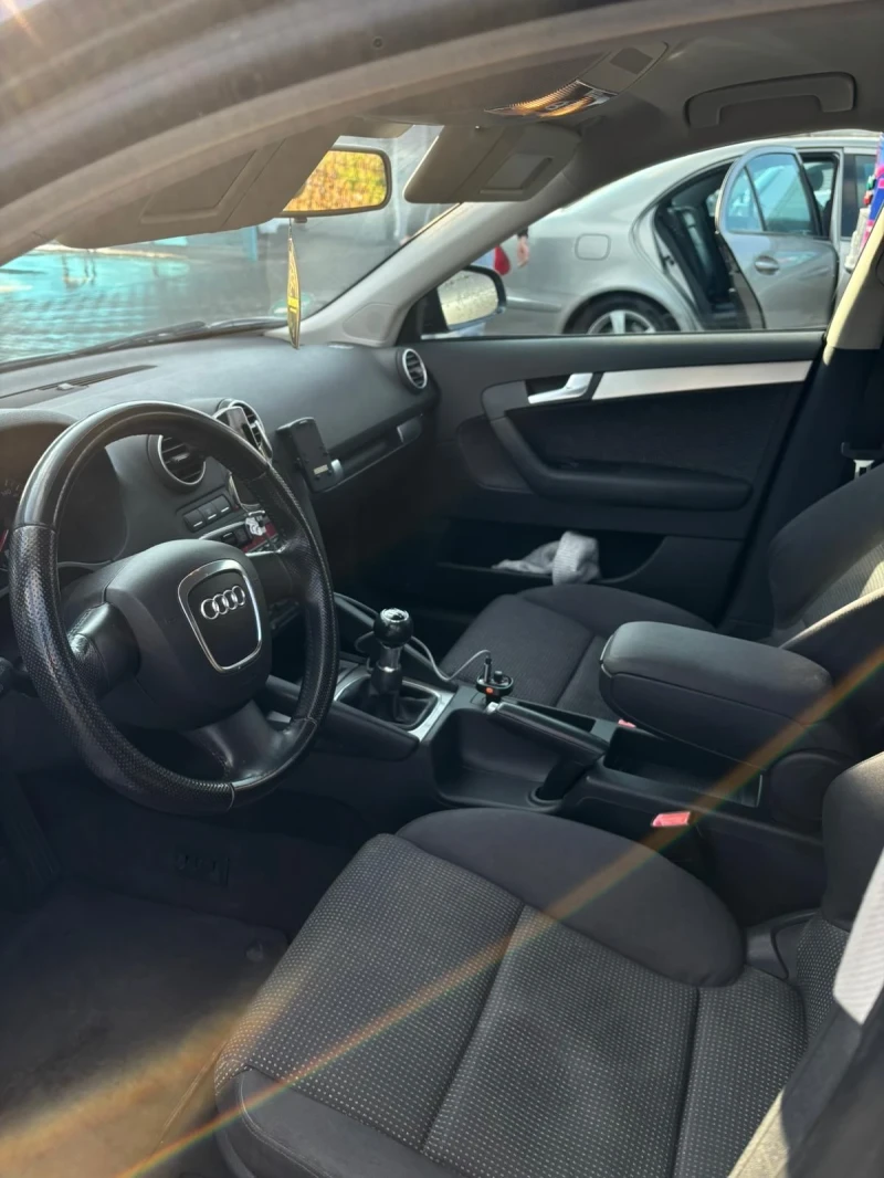 Audi A3 2, 0 TDI, снимка 16 - Автомобили и джипове - 53168802