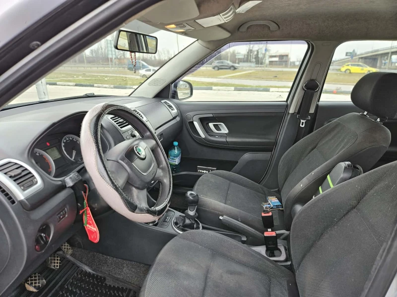 Skoda Fabia, снимка 8 - Автомобили и джипове - 53485182