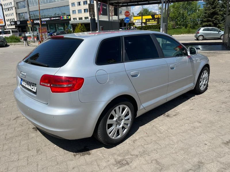 Audi A3 1.6 ТДИ 105кс, снимка 5 - Автомобили и джипове - 36715596