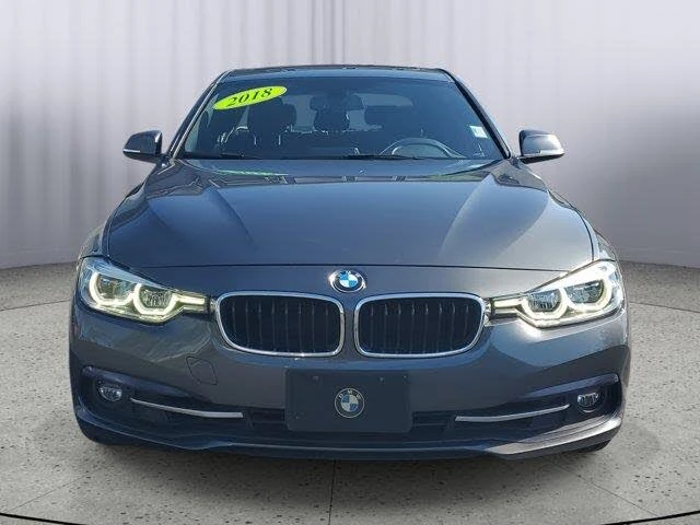 BMW 330 HeadUp* АвтоКредит* (ЦЕНА ДО БГ) - изображение 2