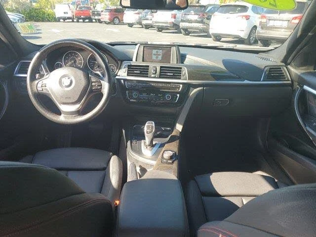 BMW 330 HeadUp* АвтоКредит* (ЦЕНА ДО БГ) - изображение 5
