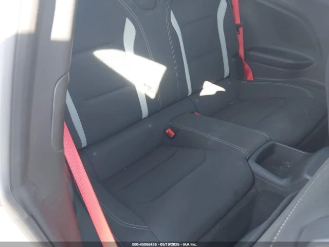 Chevrolet Camaro 2dr Cpe LT1, снимка 11 - Автомобили и джипове - 54737952