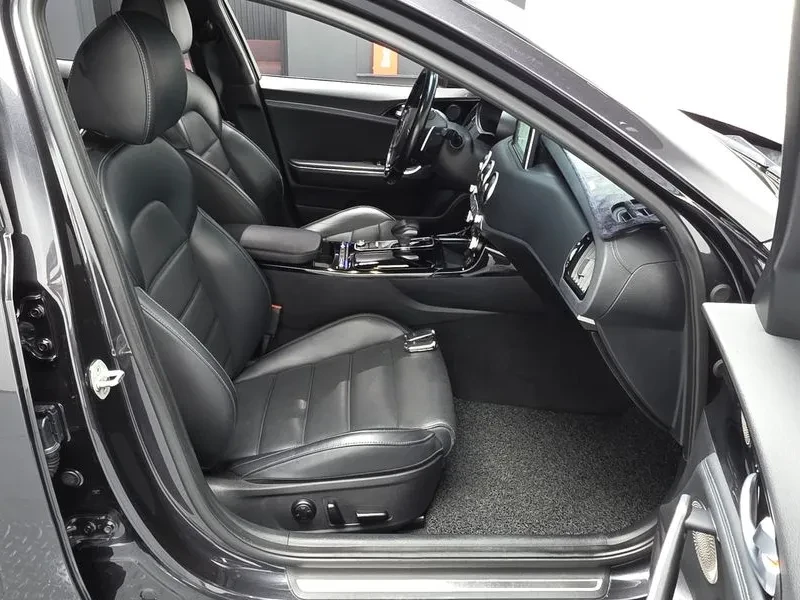 Kia Stinger 2.0 TURBO 2WD PLATINUM | Mobile.bg � ����������� 12