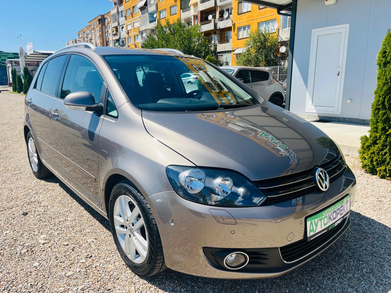 VW Golf Plus 1.6i BI FUEL Перфектен, снимка 1