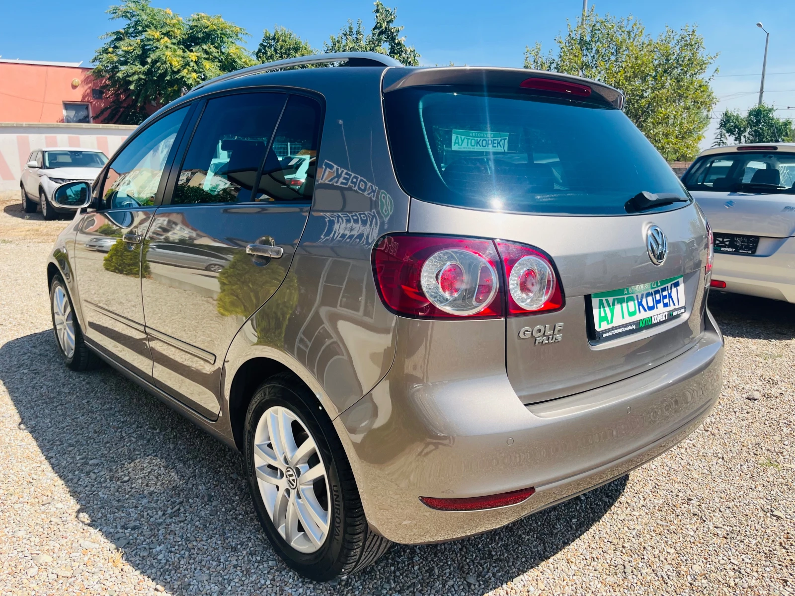 VW Golf Plus 1.6i BI FUEL Перфектен - изображение 5