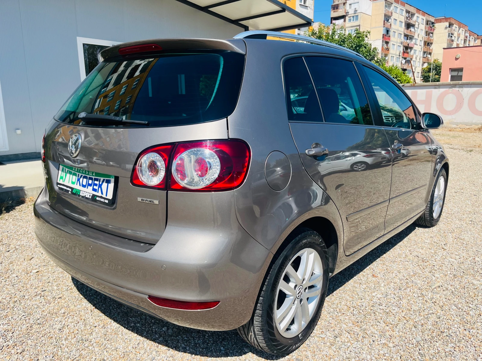 VW Golf Plus 1.6i BI FUEL Перфектен - изображение 7