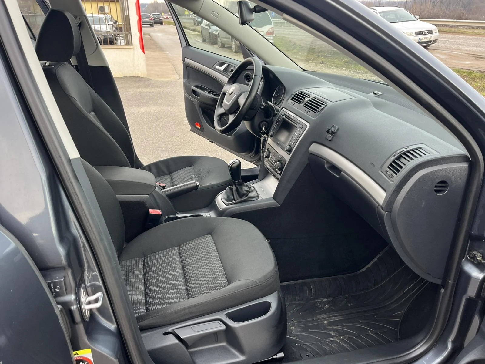 Skoda Octavia 1.2TURBO 105��. 159 000�� EURO 5A ����������� | Mobile.bg � ����������� 11