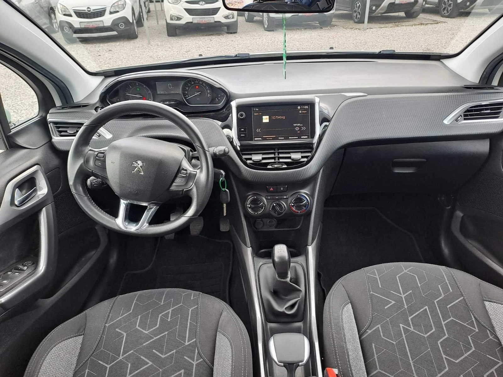 Peugeot 2008 1.5  | Mobile.bg   11