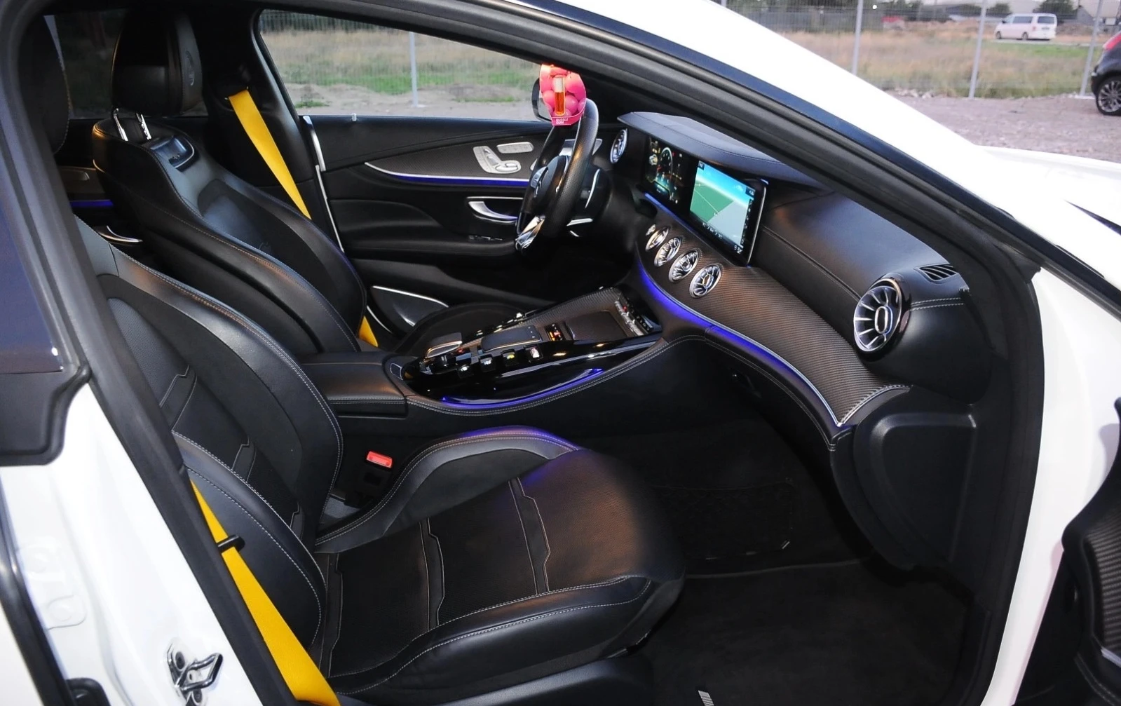 Mercedes-Benz AMG GT 63s 4Matic+  - изображение 8