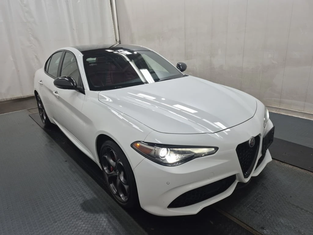 Alfa Romeo Giulia * TI SPORT * CARFAX *  - изображение 2