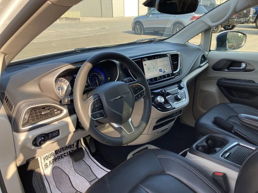 Chrysler Pacifica Touring L * * AWD * * ������ * * ����� ����� * *  | Mobile.bg � ����������� 12