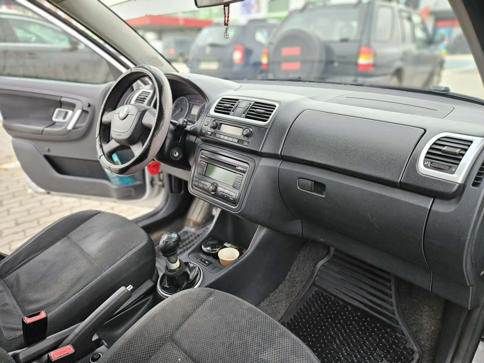 Skoda Fabia, снимка 7 - Автомобили и джипове - 53942021