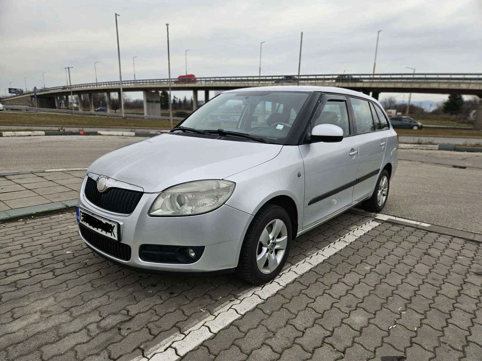Skoda Fabia, снимка 5 - Автомобили и джипове - 53942021