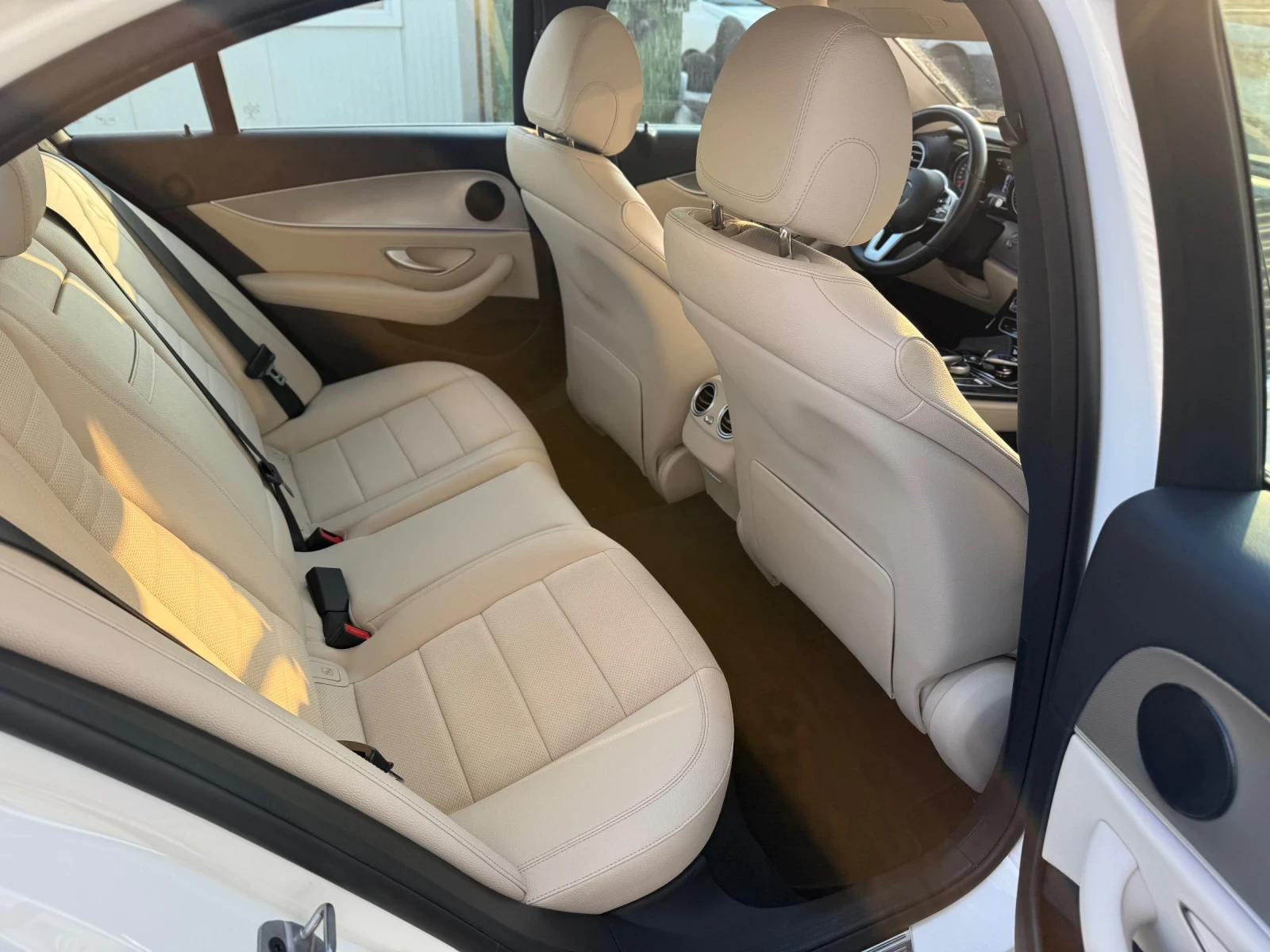 Mercedes-Benz E 400 4Matic+ 9G-tronic+ ��������+ ������+ Carplay | Mobile.bg � ����������� 11