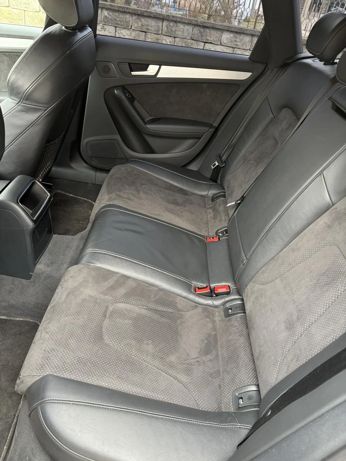 Audi A4 3.0, снимка 13 - Автомобили и джипове - 53994990