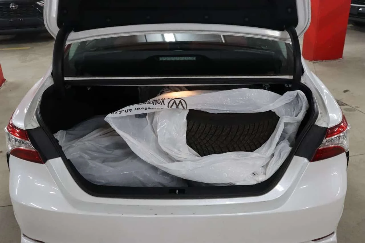 Toyota Camry * XSE * CARFAX * ПАНО * KEYLESS * ПОДГРЕВИ, снимка 10 - Автомобили и джипове - 54152962