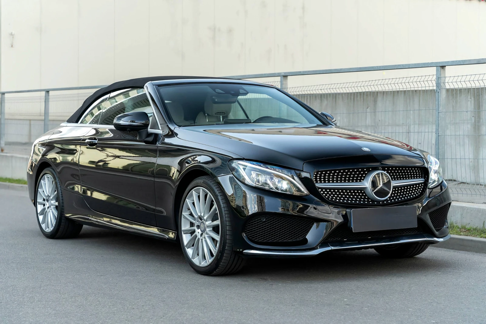Mercedes-Benz C 220 AMG, Airmatic, 9G, Distronic, Nappa, HUD, FULL MAX, снимка 11 - Автомобили и джипове - 54742023