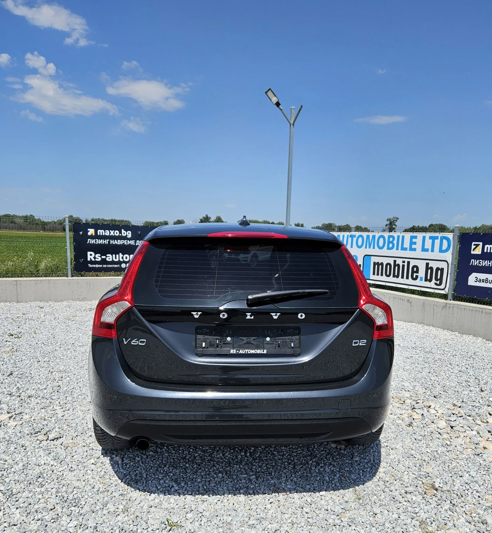 Volvo V60, снимка 6 - Автомобили и джипове - 54306950