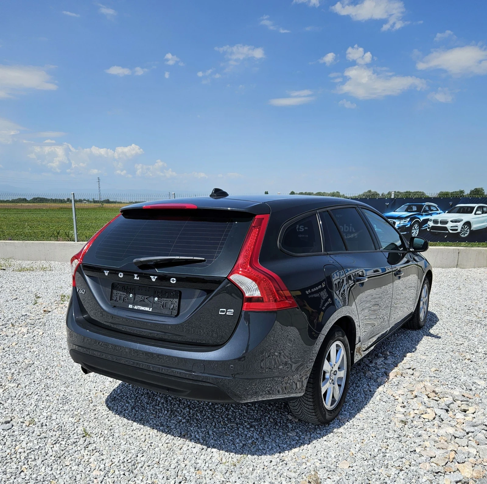 Volvo V60, снимка 5 - Автомобили и джипове - 54306950