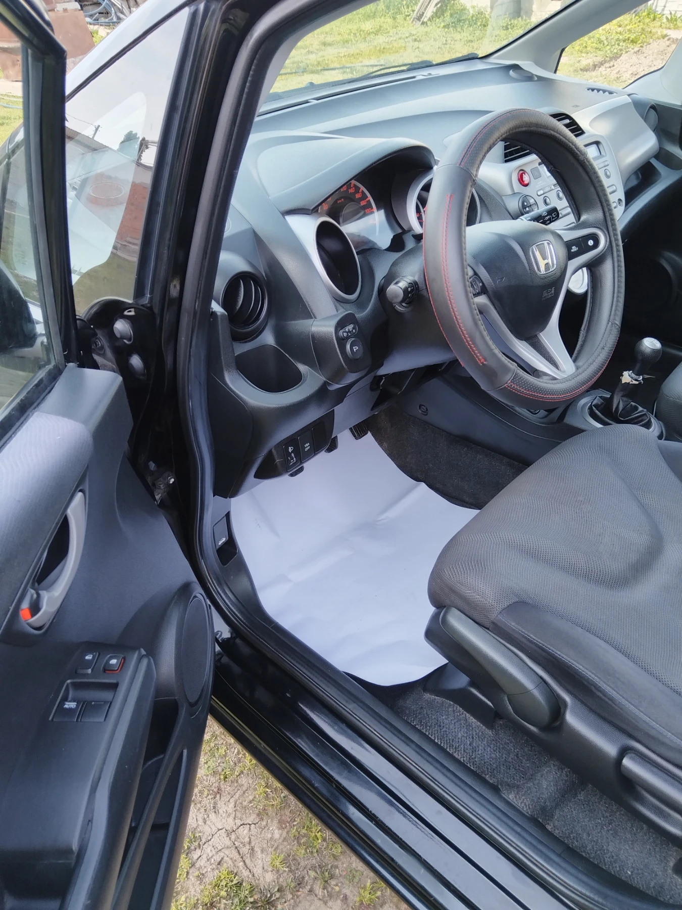 Honda Jazz 1.4 i , снимка 10 - Автомобили и джипове - 54383115