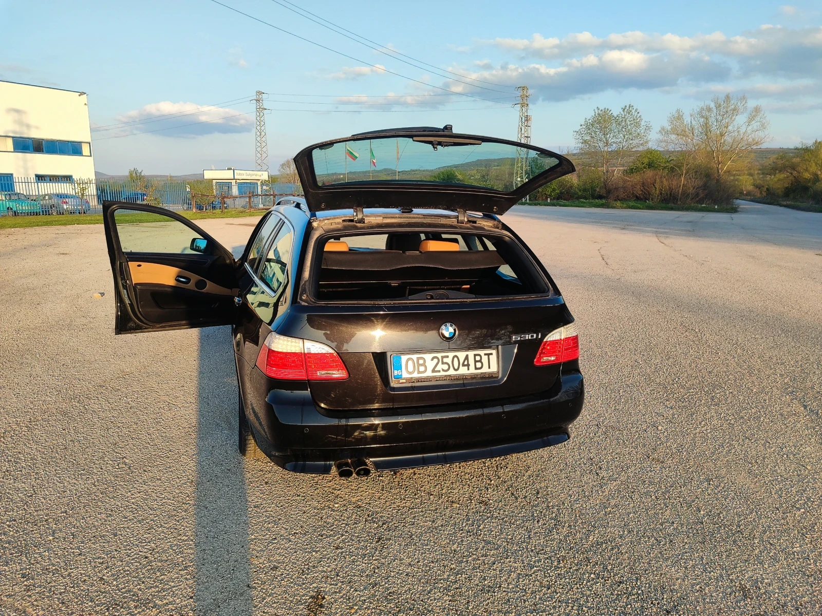 BMW 530 530 i xDrive, снимка 7 - Автомобили и джипове - 55105561