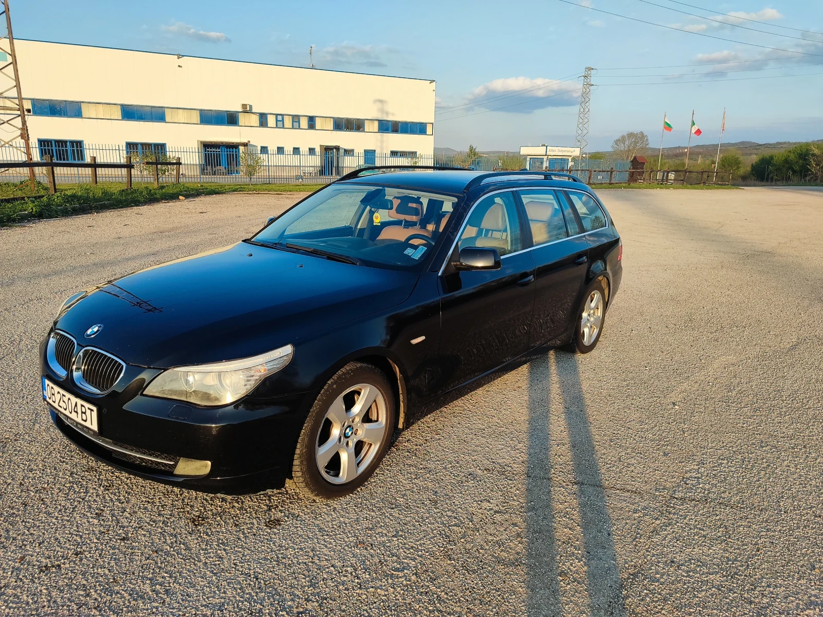 BMW 530 530 i xDrive, снимка 3 - Автомобили и джипове - 55105561