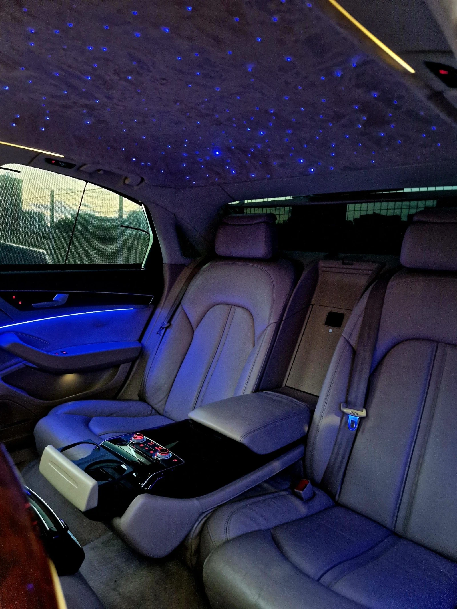 Audi A8 Регистриран / Бартер / Лизинг / Амбиент/ Вакум , снимка 16 - Автомобили и джипове - 55167103