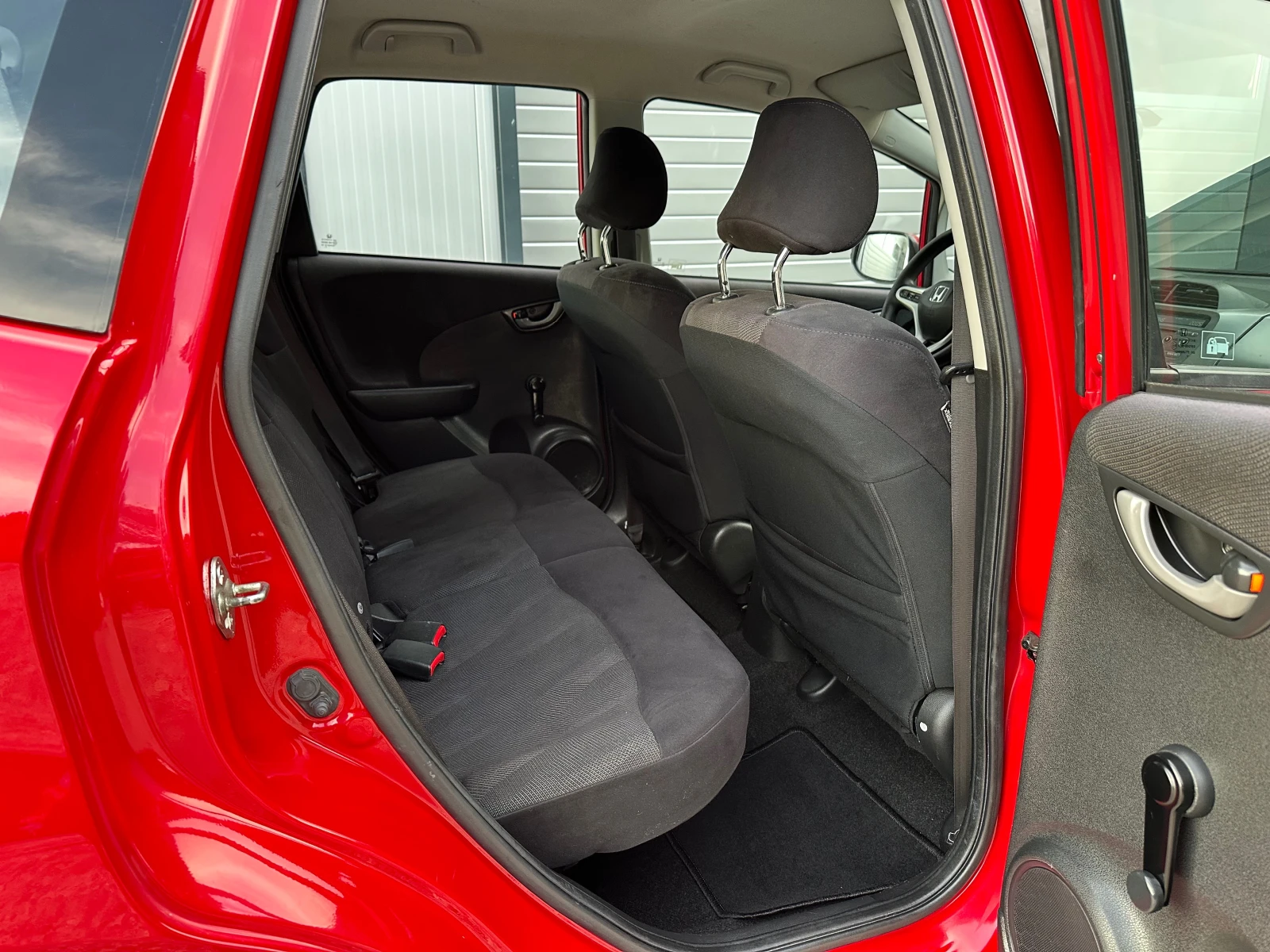 Honda Jazz 1.4i АВТОМАТ КЛИМАТРОНИК F1ФЕЙСЛИФТ, снимка 10 - Автомобили и джипове - 55228242