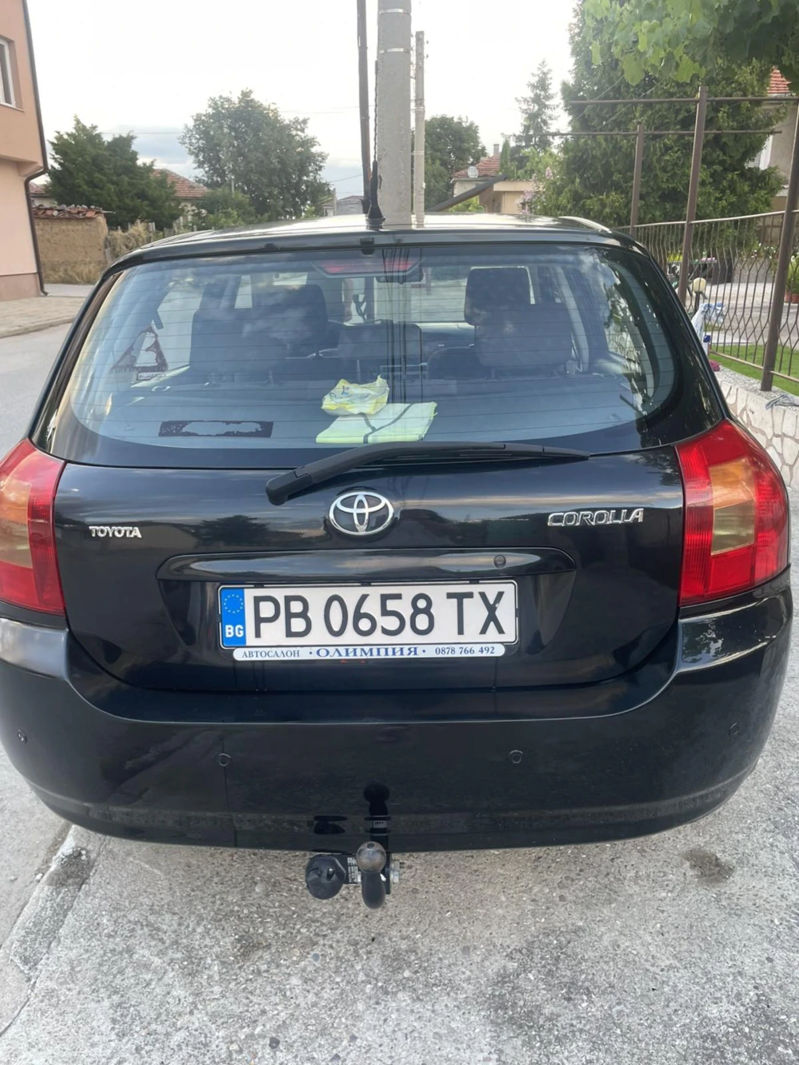 Toyota Corolla 1, 6i, снимка 9 - Автомобили и джипове - 55268749